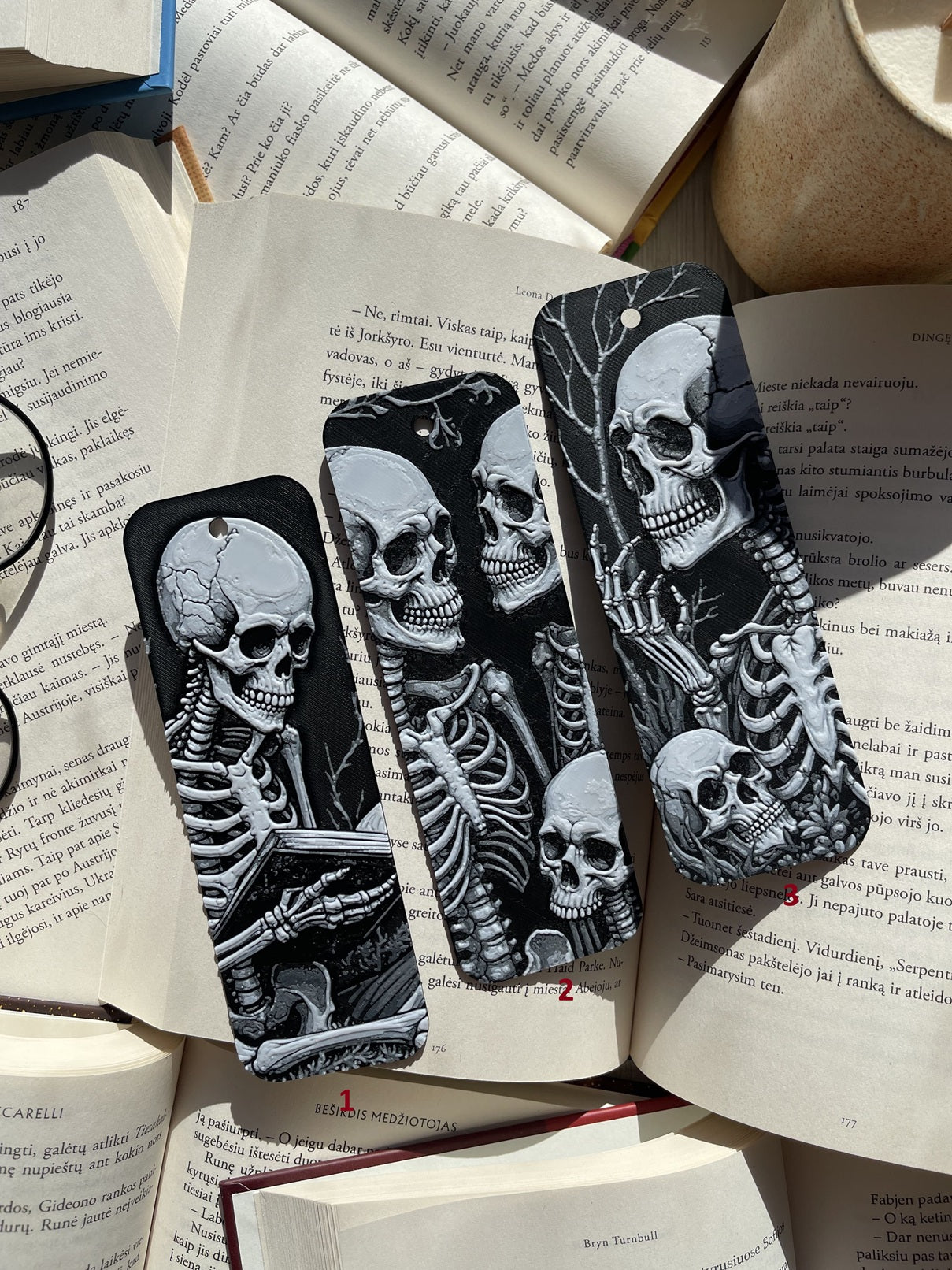 Skirtukas „Skeleton Life“