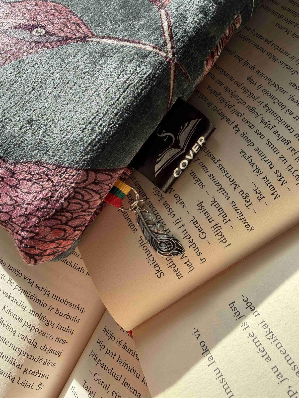 Knygos dėklas „Drakonų legendos“ + 2 skirtukai dovanų