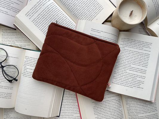 El. skaityklės dėklas „Rūdžių puslapiai“