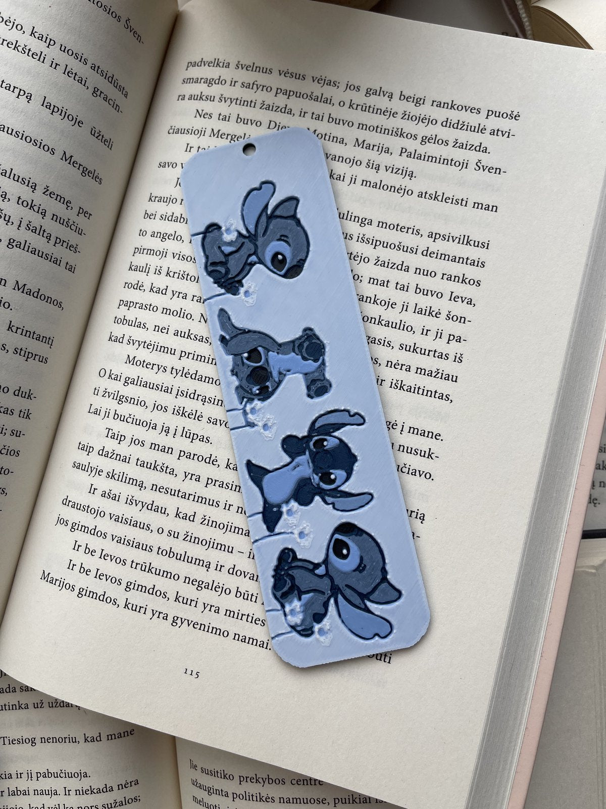 Skirtukas „Stitch“