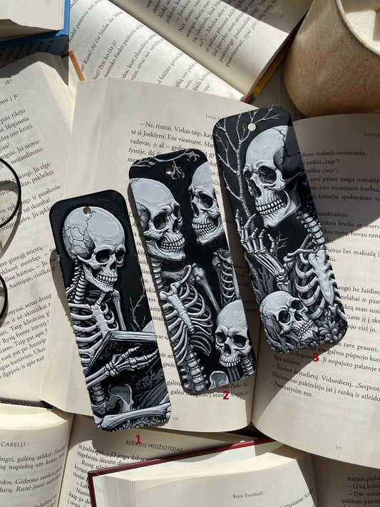Skirtukas „Skeleton Life“