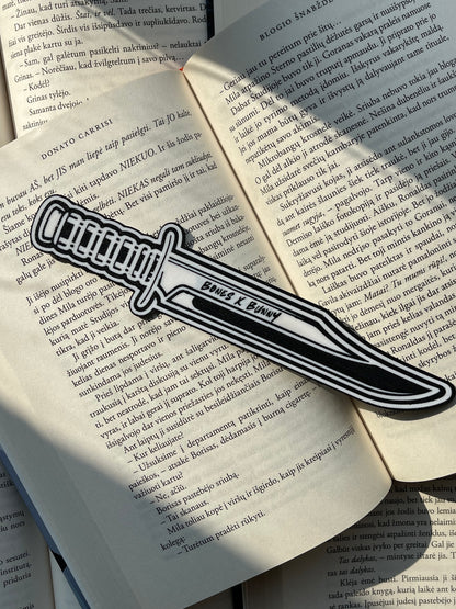 Skirtukas „Bones & Bunny“