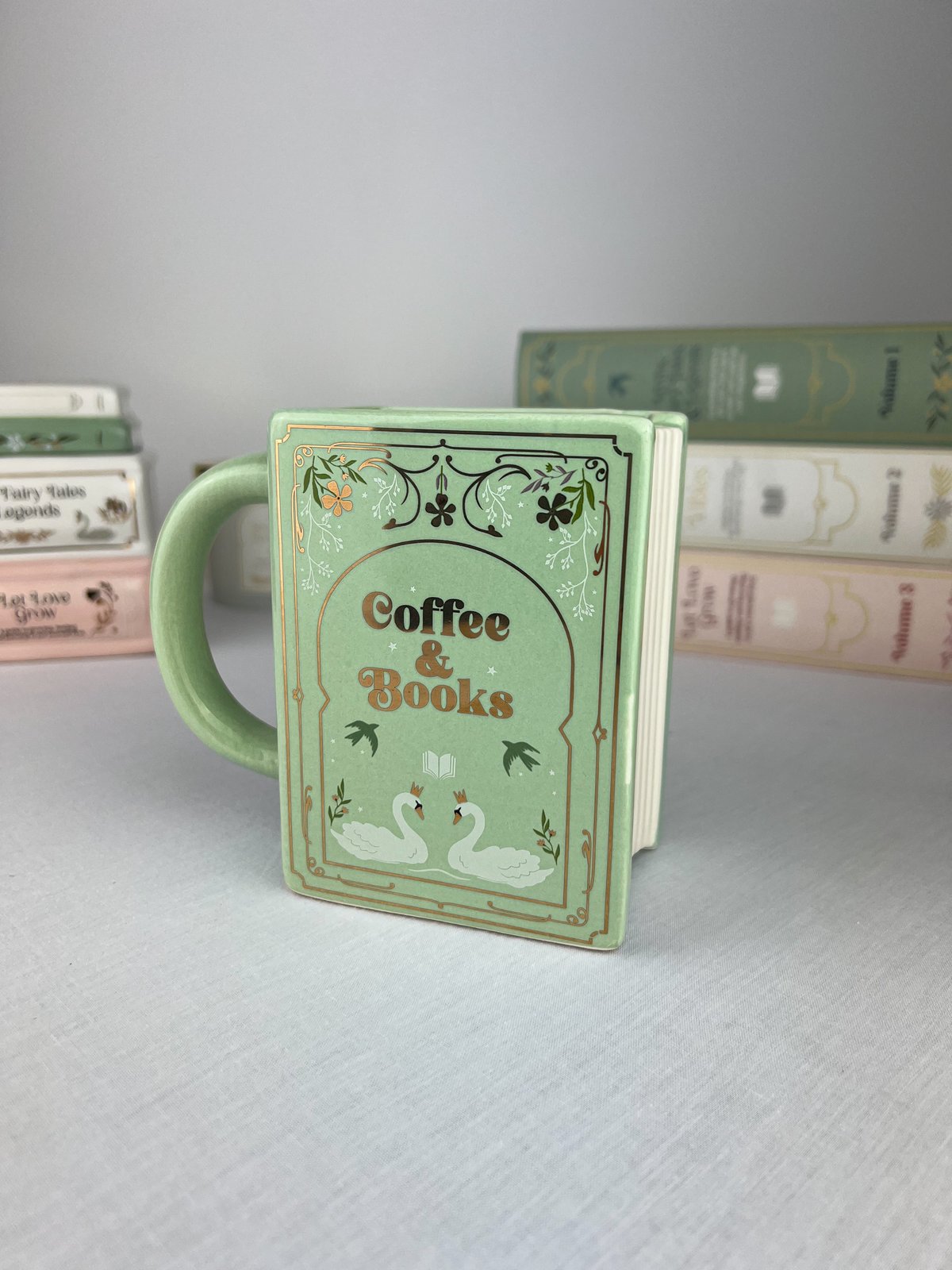 Puodelis „Coffee and Books“ 