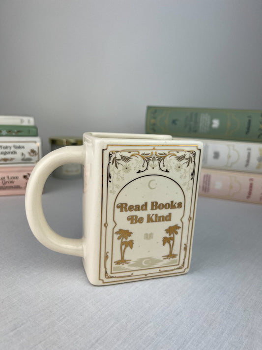 Puodelis „Read Books Be Kind“ 