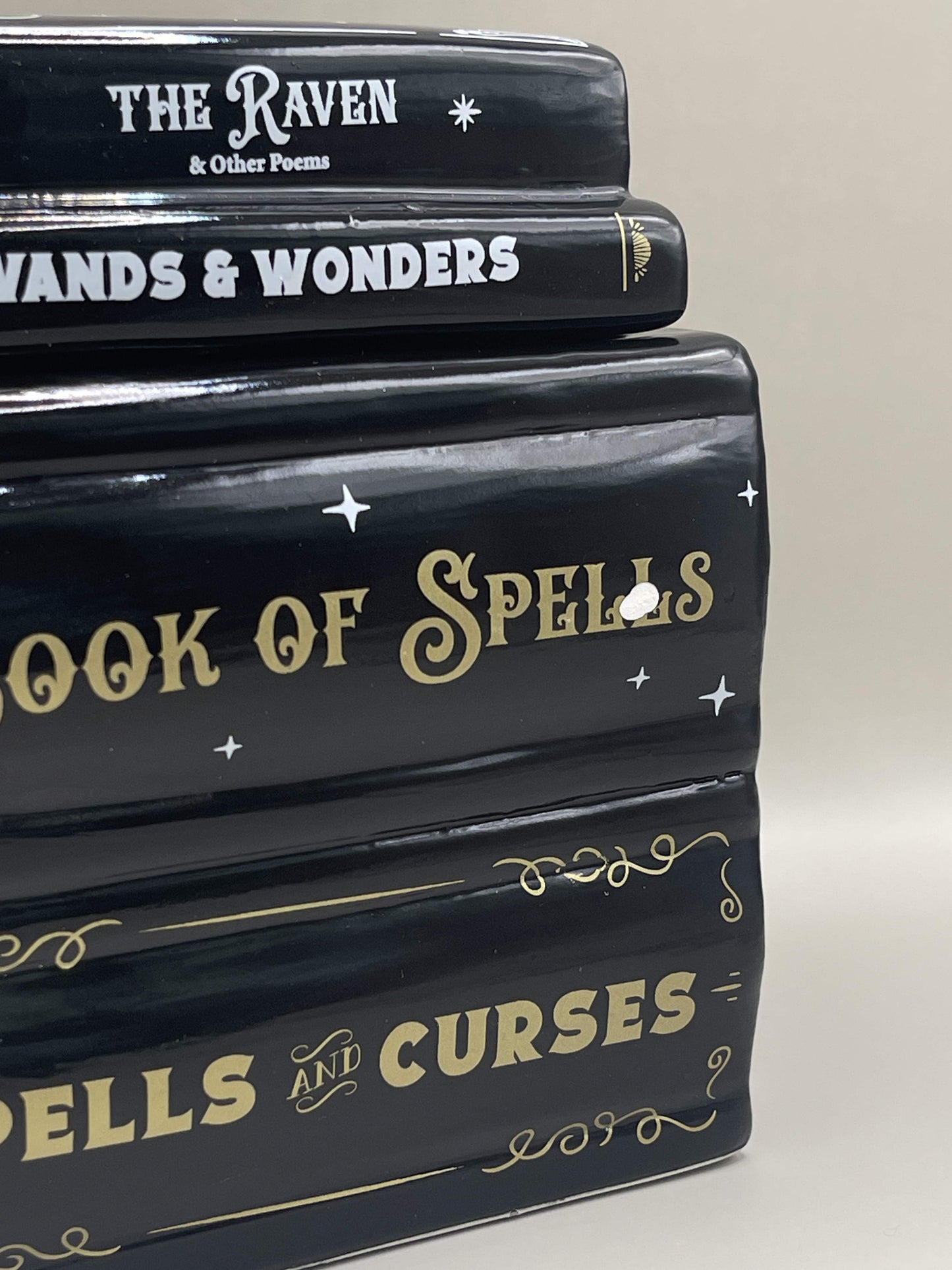 Vaško tirpiklis „Book of Spells“ – su defektais