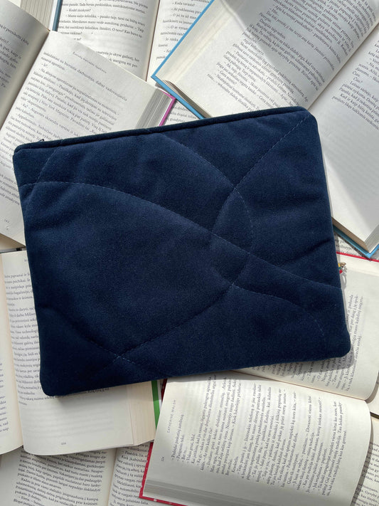 Midnight Pages + 2 bookmarks (for free)