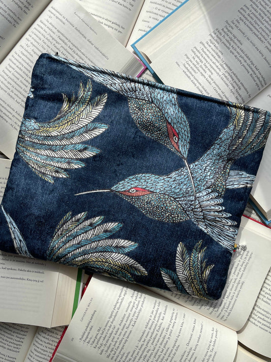 Moonlit Flight + 2 bookmarks (for free)