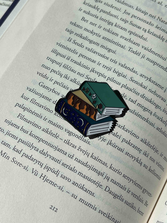 Pins "Acotar books"