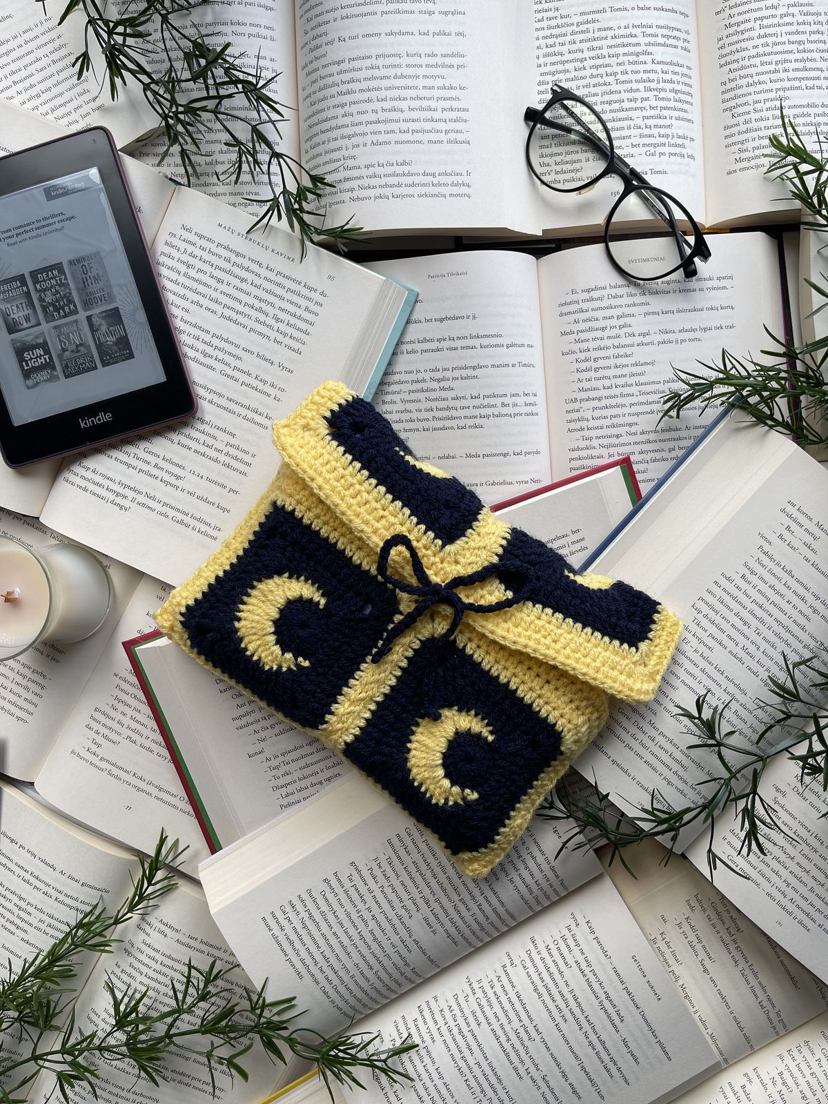 Nertas dėklas "Moons"