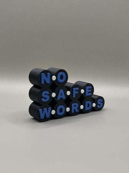 Dekoracija „No Safe Words“