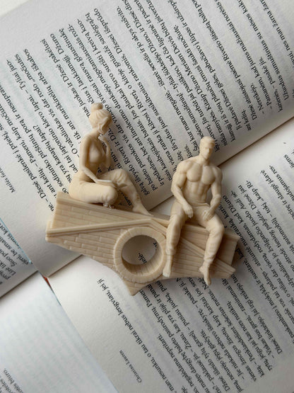Puslapių laikiklis „Reading Couple“