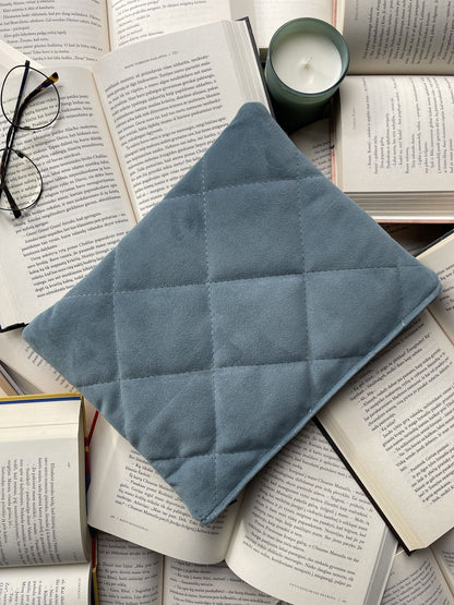 Knygų dėklas + 2 skirtukai (nemokamai)