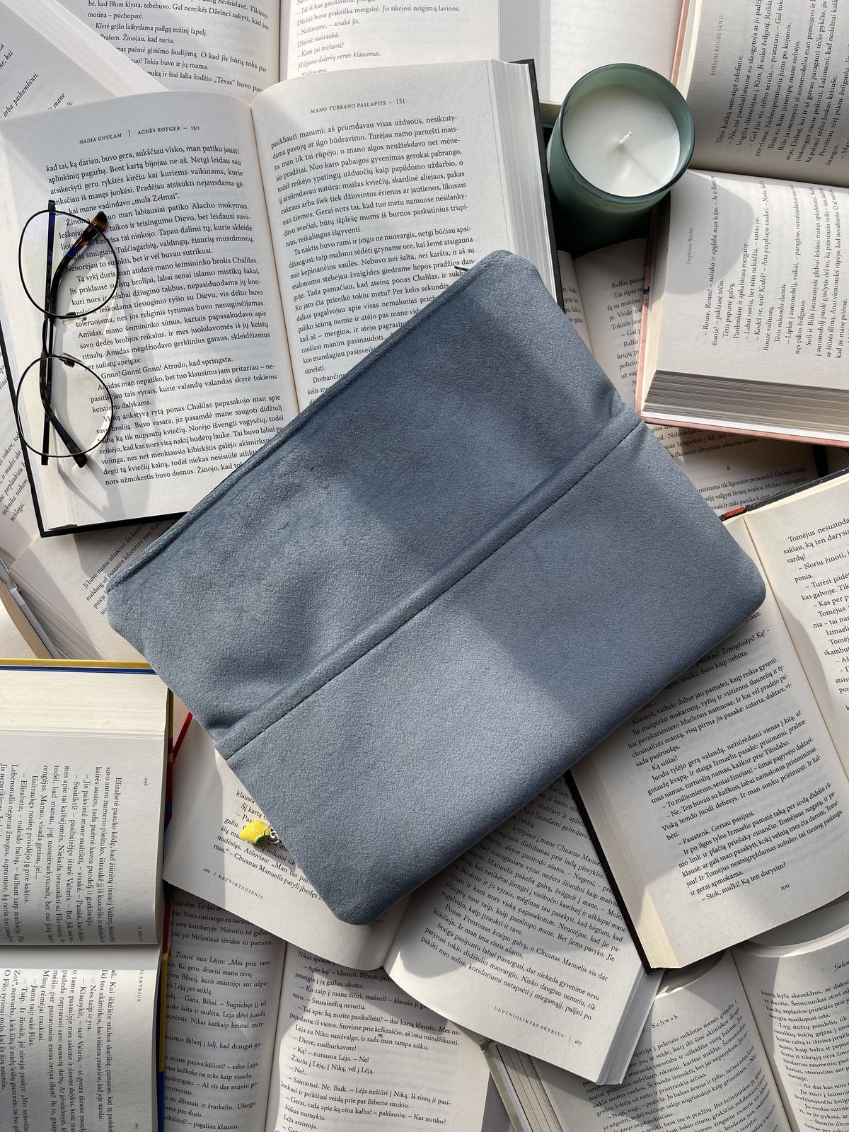 Knygų dėklas + 2 skirtukai (nemokamai)