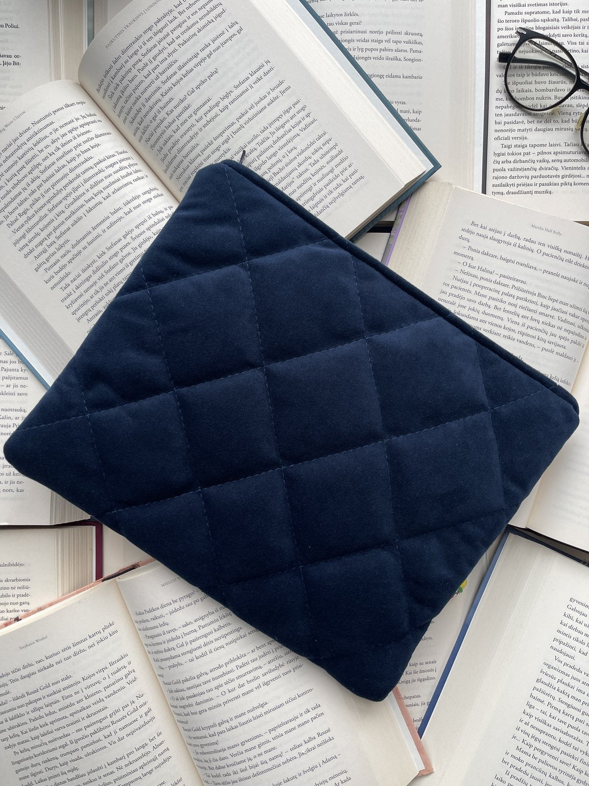 Mėnesienos puslapiai+ 2 skirtukai (nemokamai)