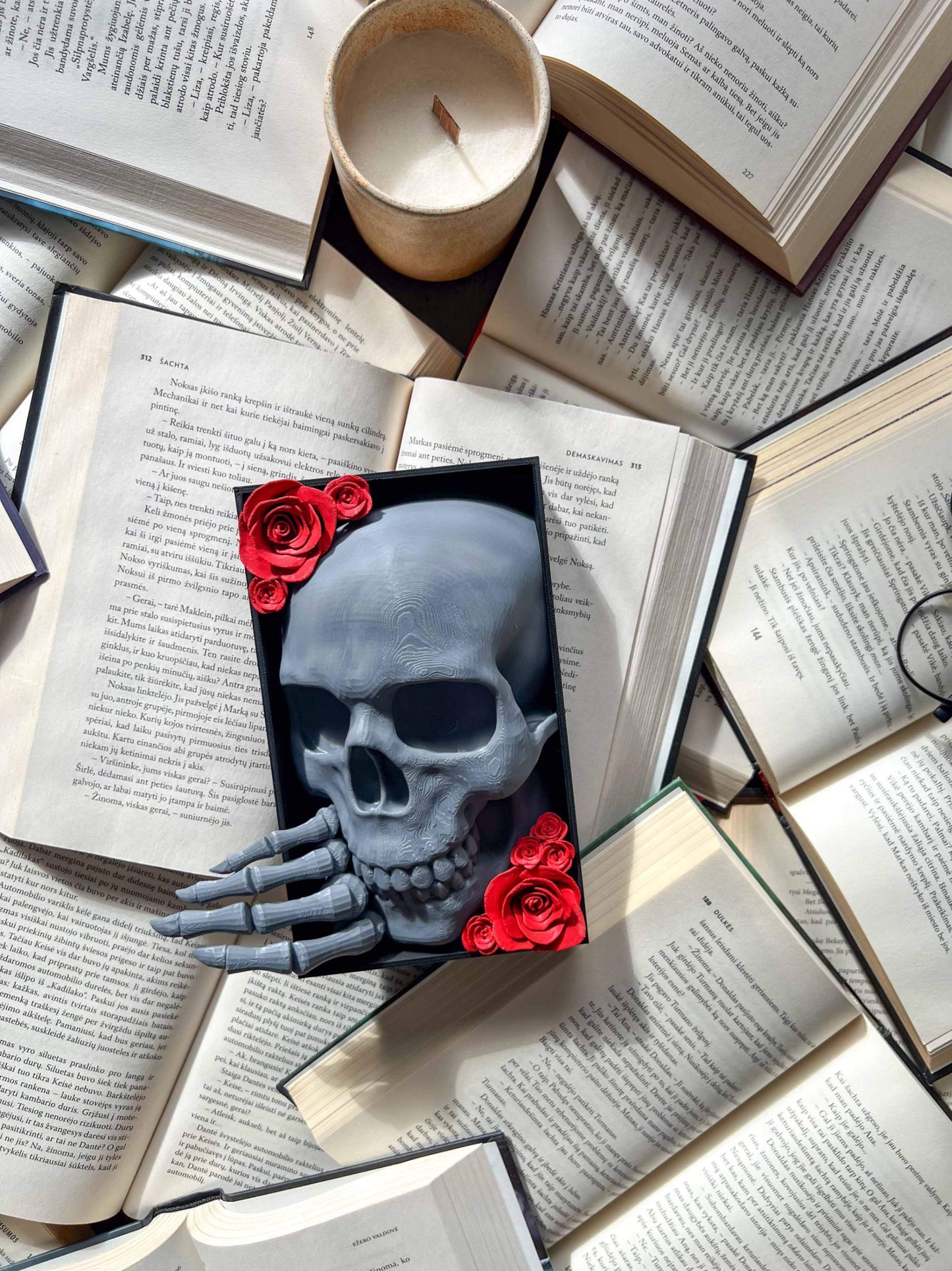 Dekoracija „Skull and Roses“