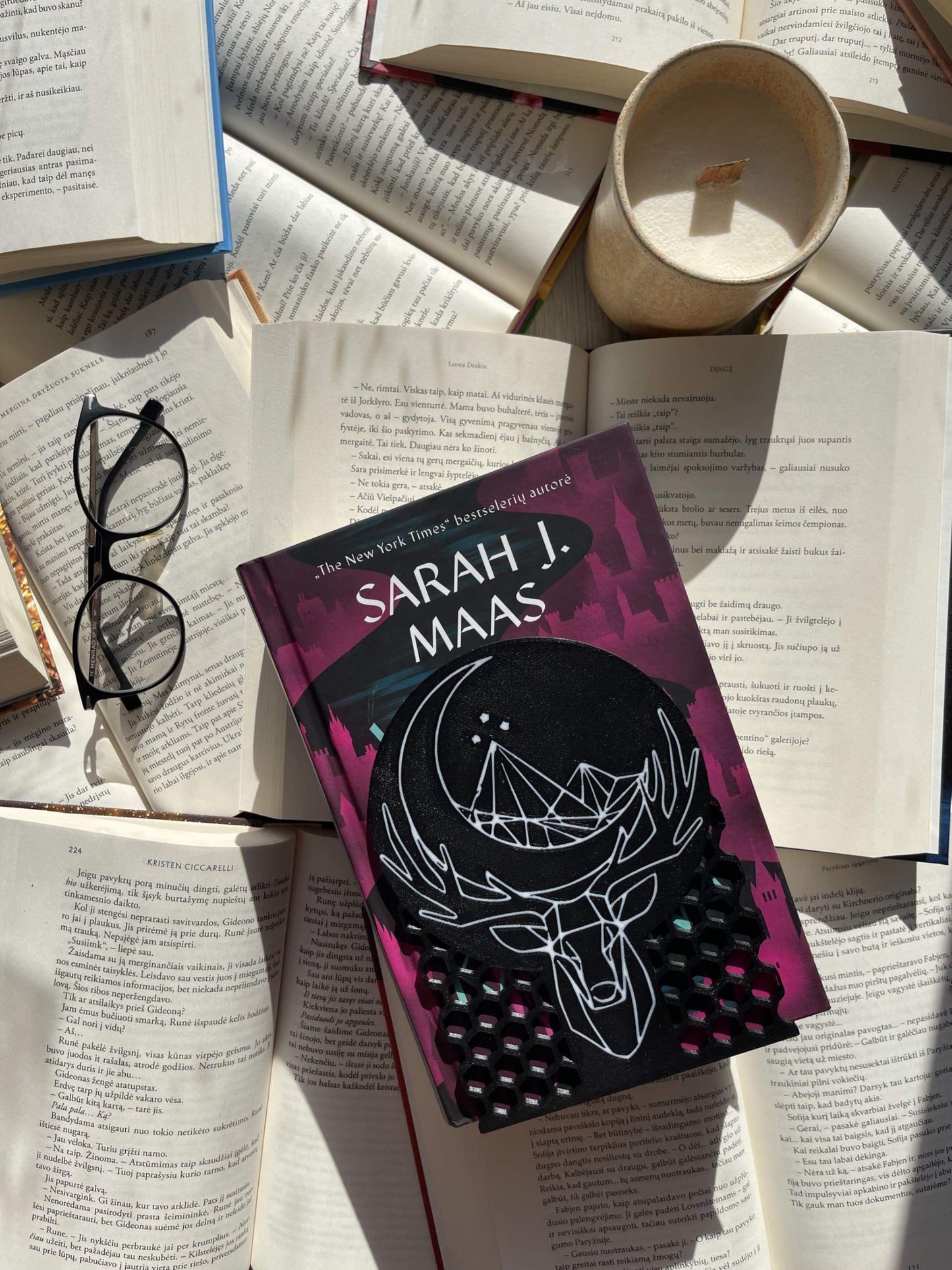Bookend "MAASVerse"